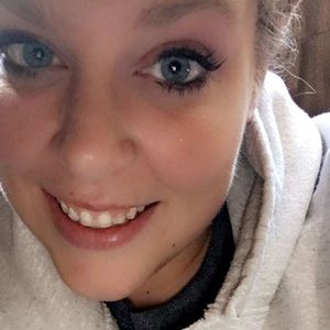 Meet your Posher, Karisa